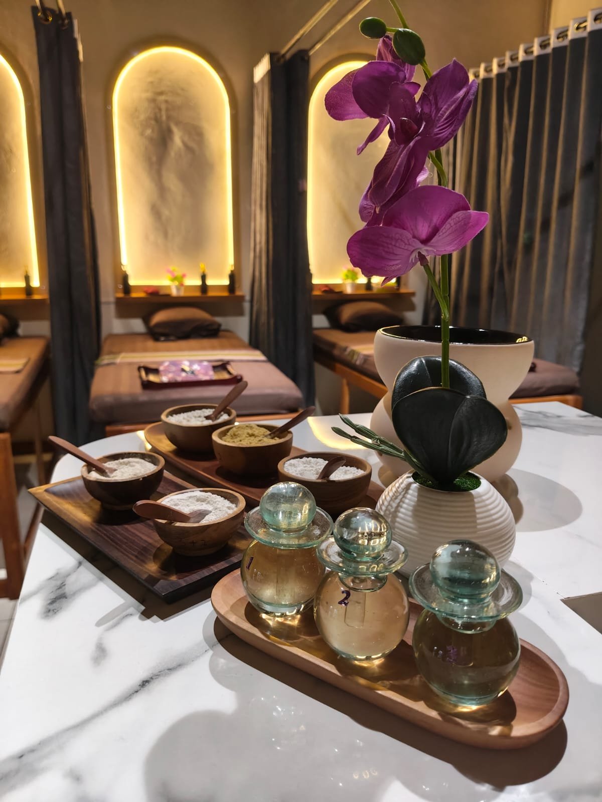 Pilihan bahan dan minyak perawatan ROSE SPA